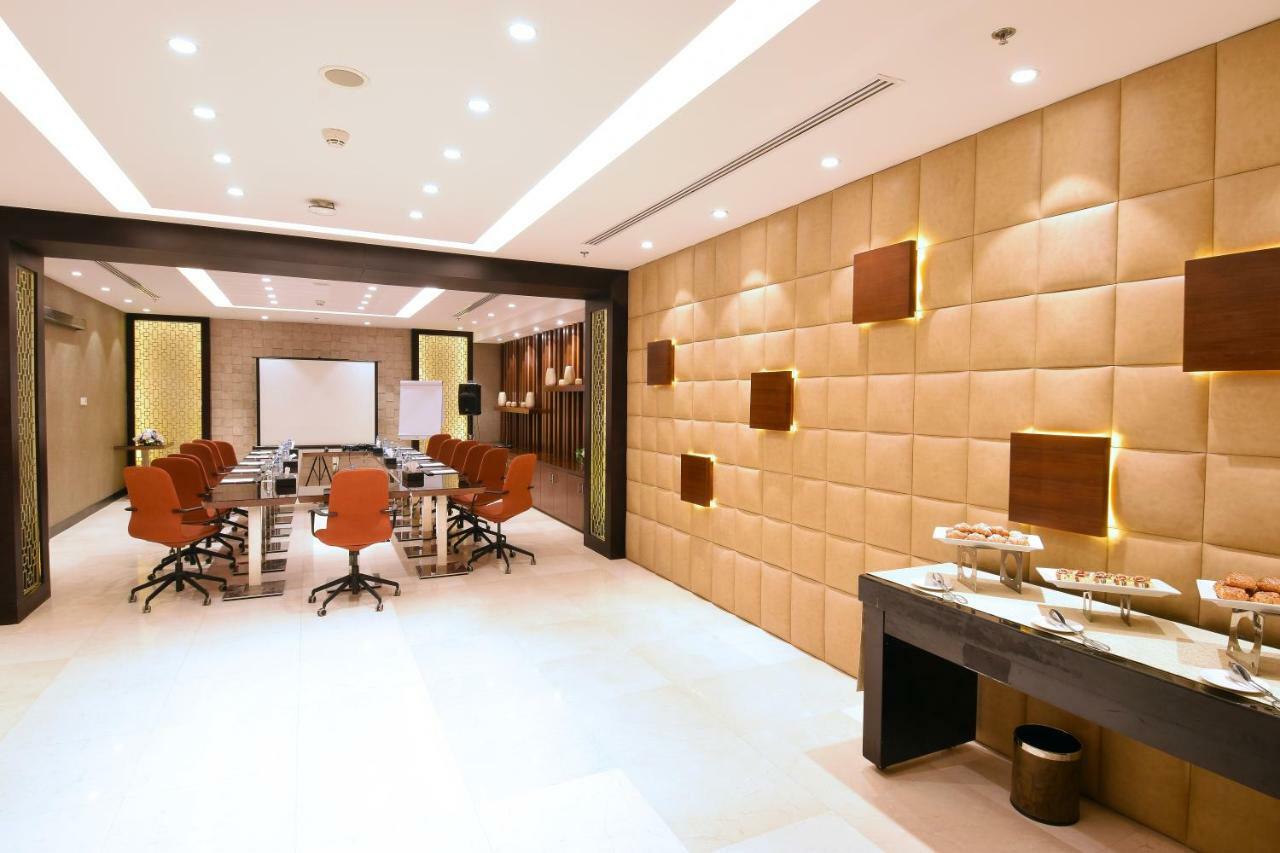 Best Western Plus Fursan Ar Riyad Esterno foto